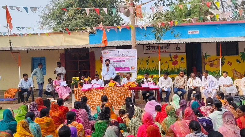 गटविकास अधिकारी मा. सानप सर यांच्या हस्ते जिजाऊ महिला ग्रामसंघ कार्यालय चे उद्दघाटन