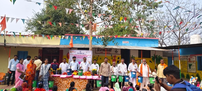 गटविकास अधिकारी मा. सानप सर यांच्या हस्ते जिजाऊ महिला ग्रामसंघ कार्यालय चे उद्दघाटन