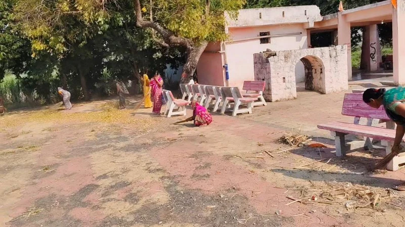 मुख्यमंत्री समृद्ध पंचायतराज अभियानांतर्गत “स्वच्छता ही सेवा” उपक्रम